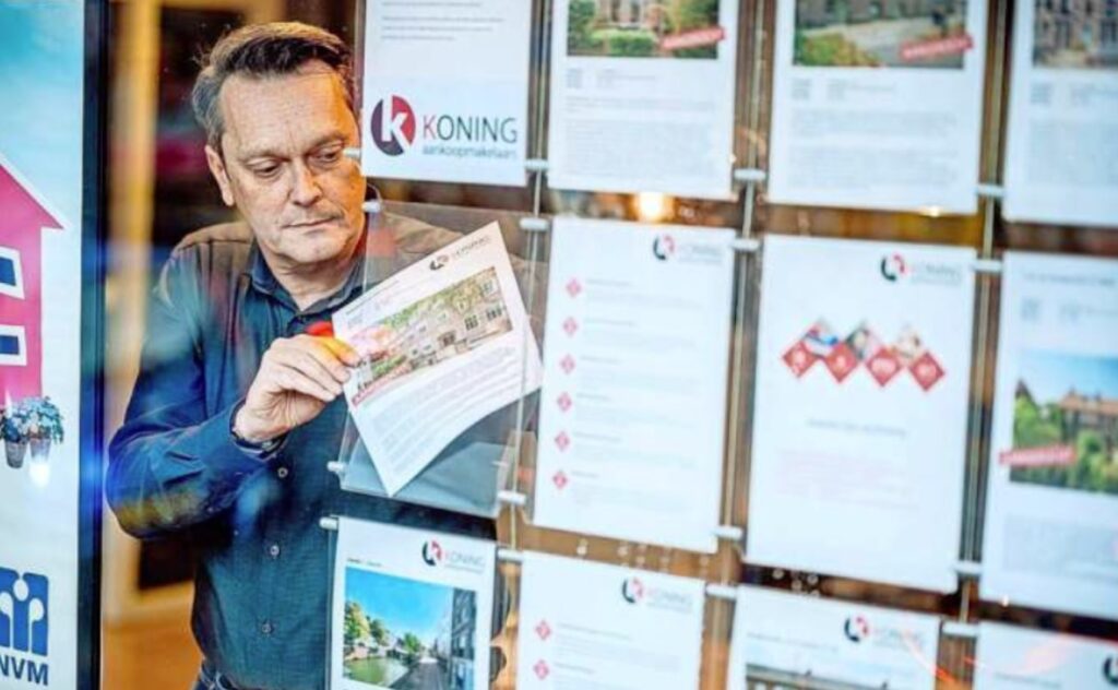 Koning Aankoopmakelaars in De Telegraaf